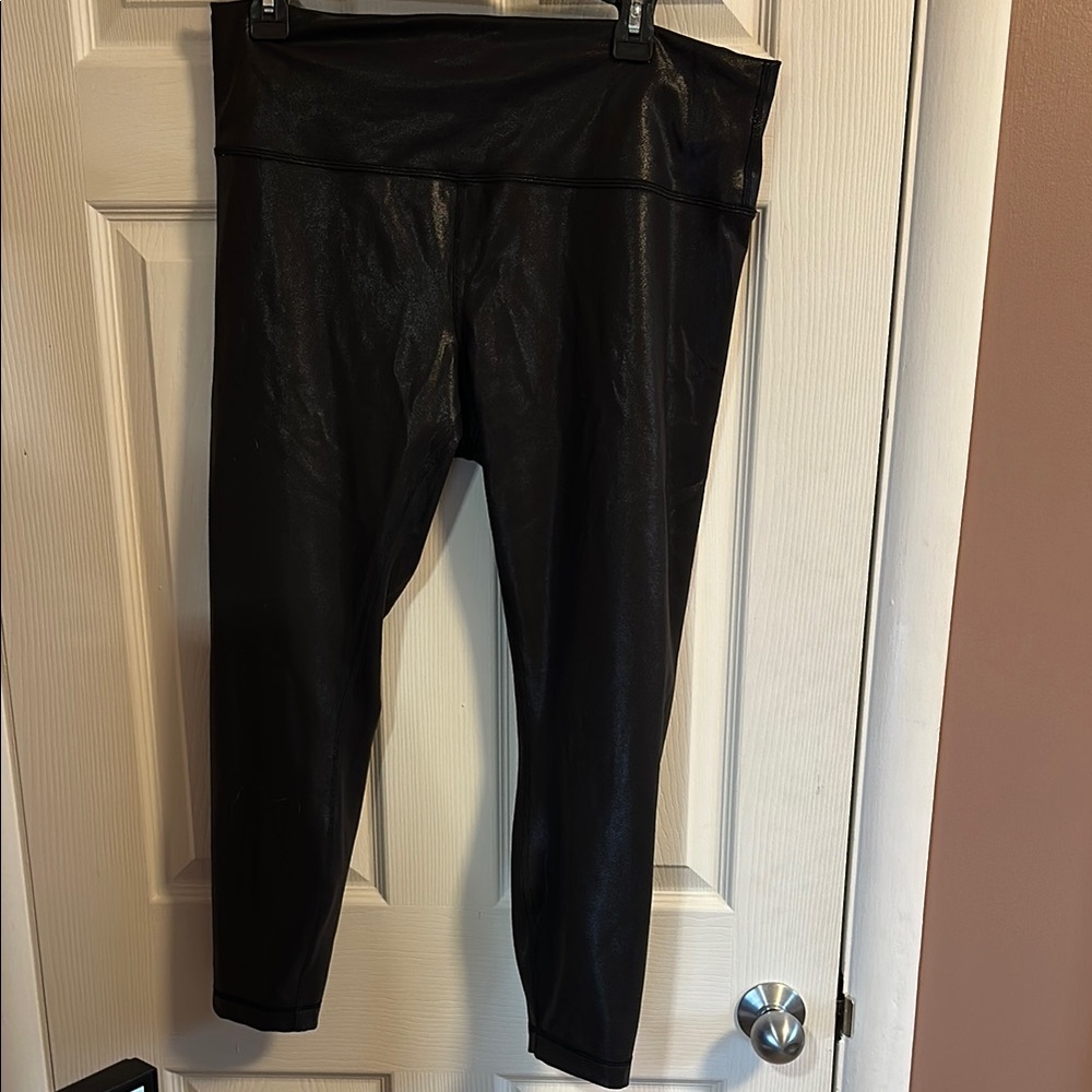 Lululemon Wunder Train High Rise Tight